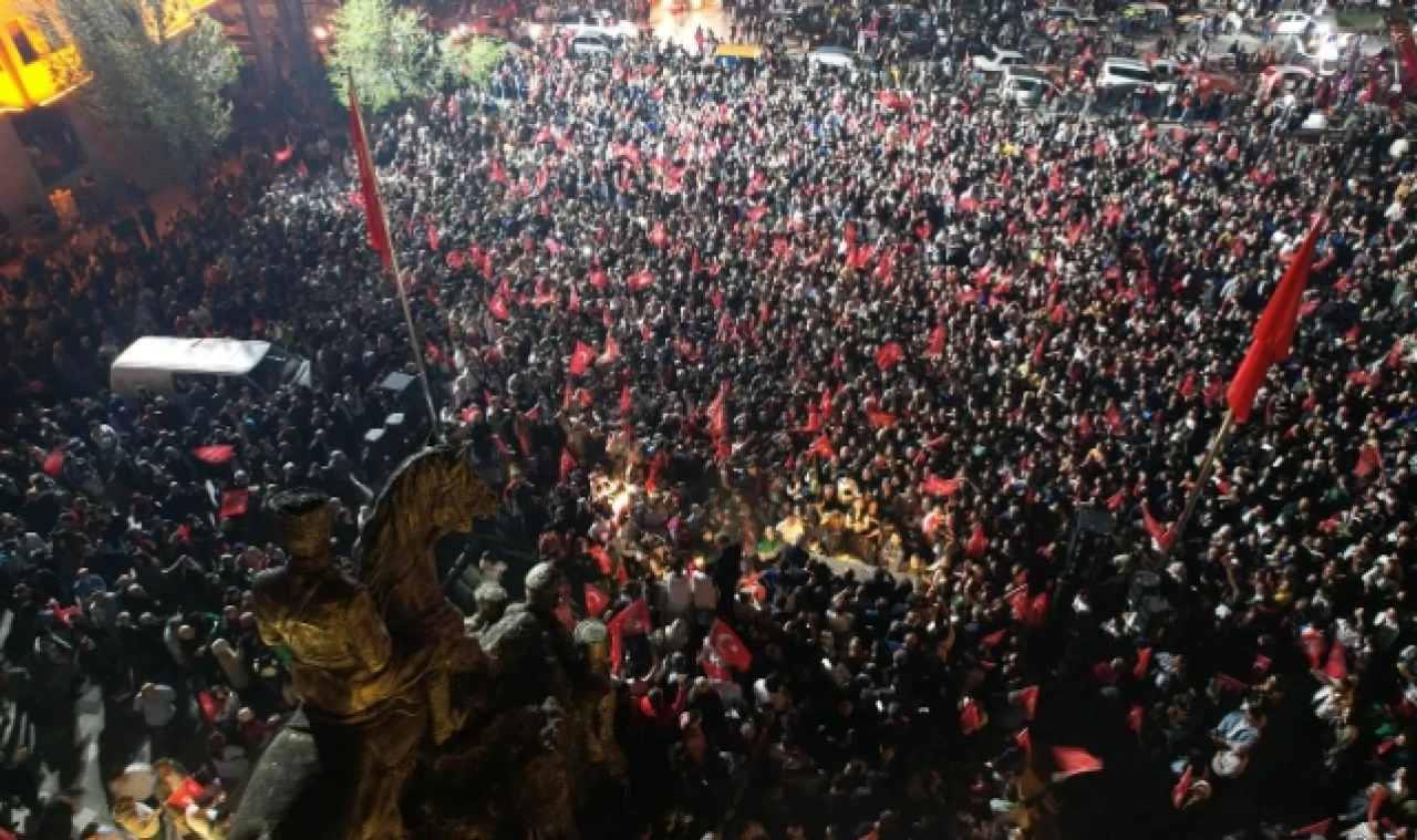 Amasya Belediye Başkanı Turgay Sevindi Oldu!