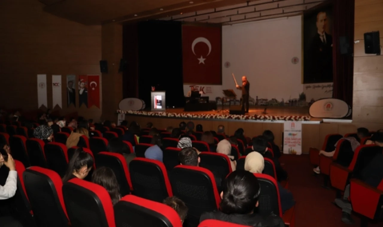 Farid Farjad Eserleri Konseri Gerçekleştirildi