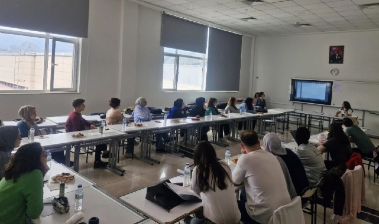 Öğrenciler ve Yerel Halkın Gözünden Amasya Çalıştayı Düzenlendi