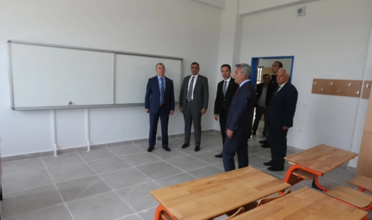 Vali Doruk Suluova’da