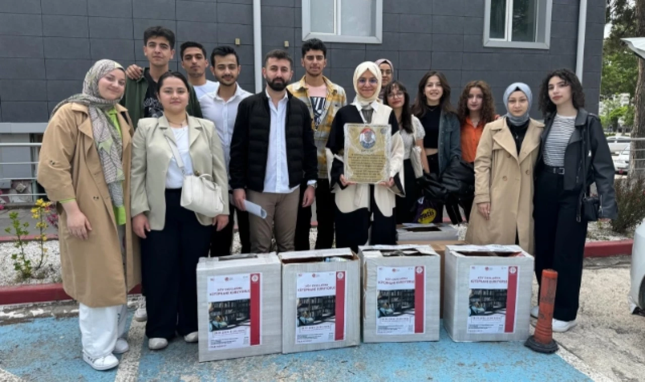 Damlaçimen Köyü'nde 'Emre Er Kütüphanesi' Kuruldu