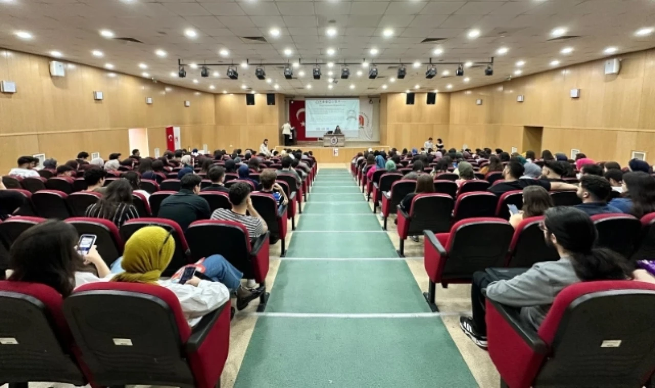 Gençlerin Gözünden Kariyer 4.0 ve Finansal Okuryazarlık Eğitimi