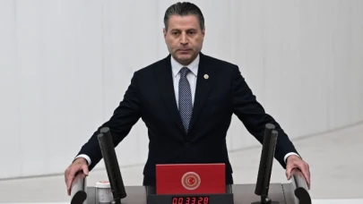 Karagöz; "Demokrasiye darbe vurmaya çalışan her türlü anlayışı lanetliyorum"